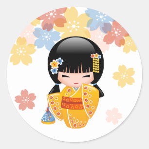 Summer Kokeshi Doll - Gult Kimono Geisha Girl Runt Klistermärke
