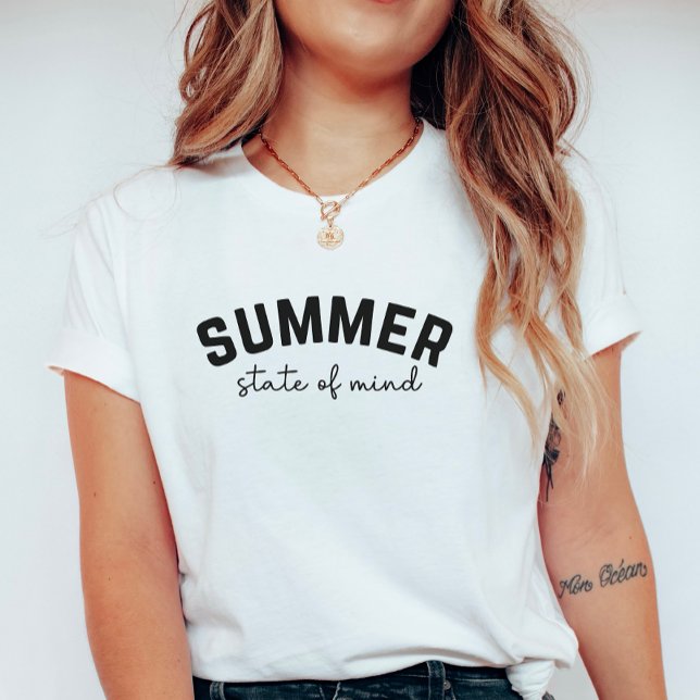 Summer State of Mind; Minimalist Summer Vibes  T Shirt (Skapare uppladdad)