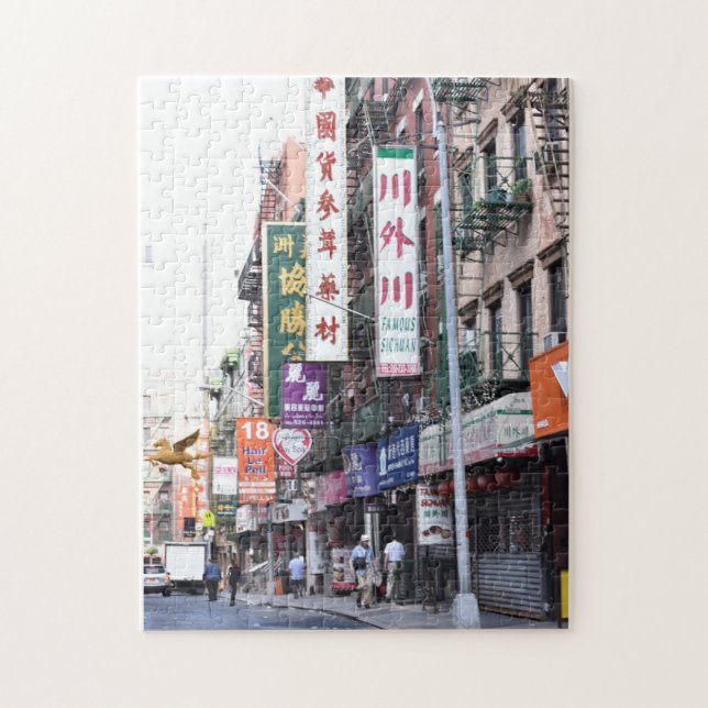 Summer Street Scene Chinatown Manhattan New York Pussel (Vertikal)