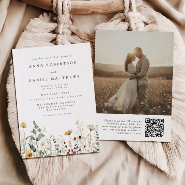 Summer Wildflower Field QR Code Wedding Photo Inbjudningar (Skapare uppladdad)