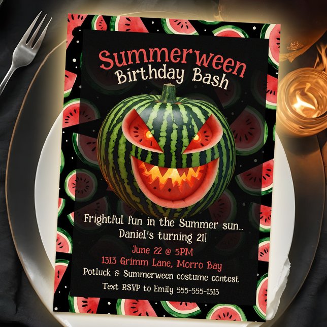 Summerween Födelsedagsfest Spooky Summer Watermelo Inbjudningar (Unique summer birthday party theme with summerween watermelon jack o lantern)