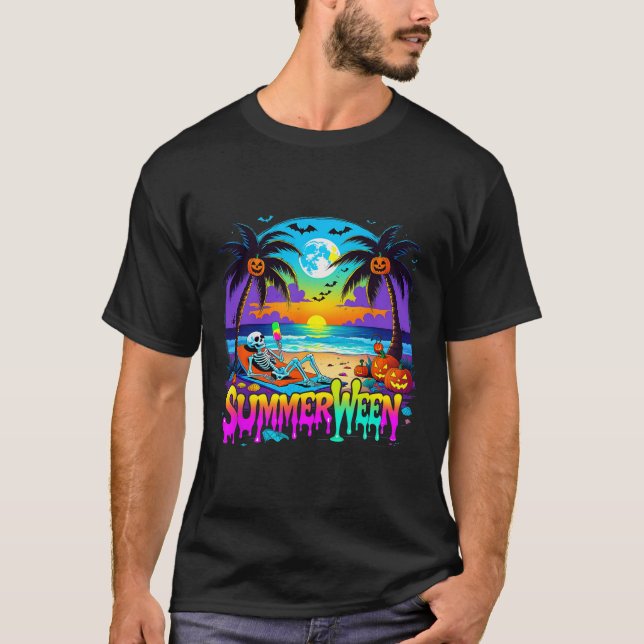 Summerween Skeleton Ghost Beach Funny Spooky Hallo T Shirt (Framsida)