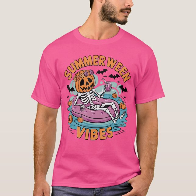 Summerween Vibes Halloween Summer Fun Flamingo Ske T Shirt (Framsida)