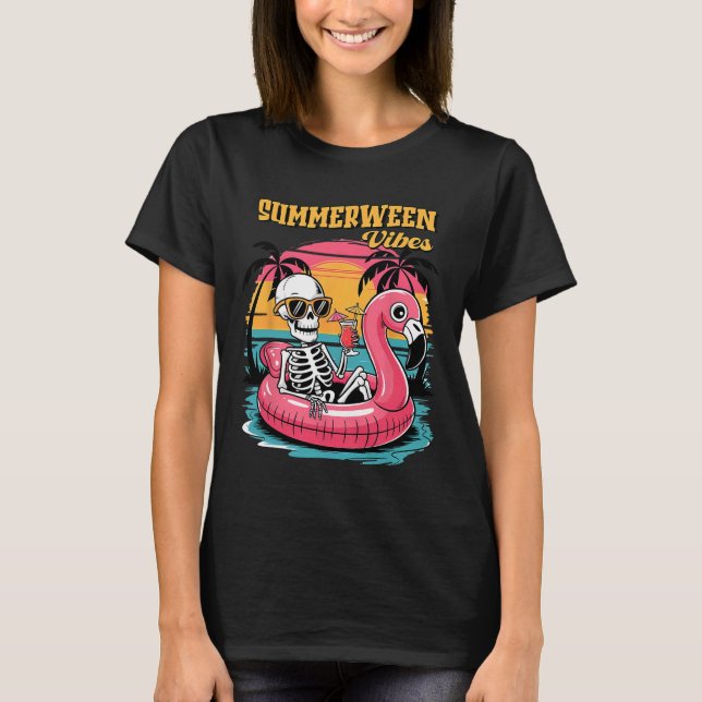 Summerween Vibes Skeleton Flamingo Spooky Hallowee T Shirt (Framsida)