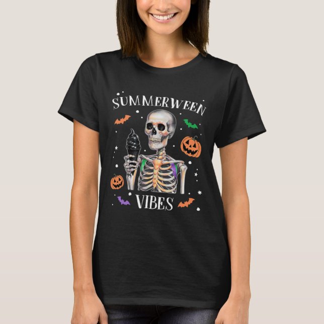 Summerween Vibes Skeleton Summer Halloween T Shirt (Framsida)