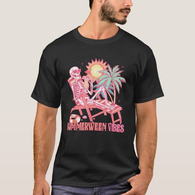 Summerween Vibes Skeleton Summer Vacation Beach Fu T Shirt (Framsida)