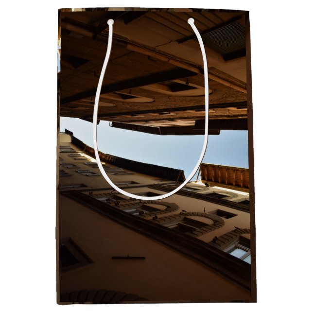 Sun-kissed Street (Framsidan)