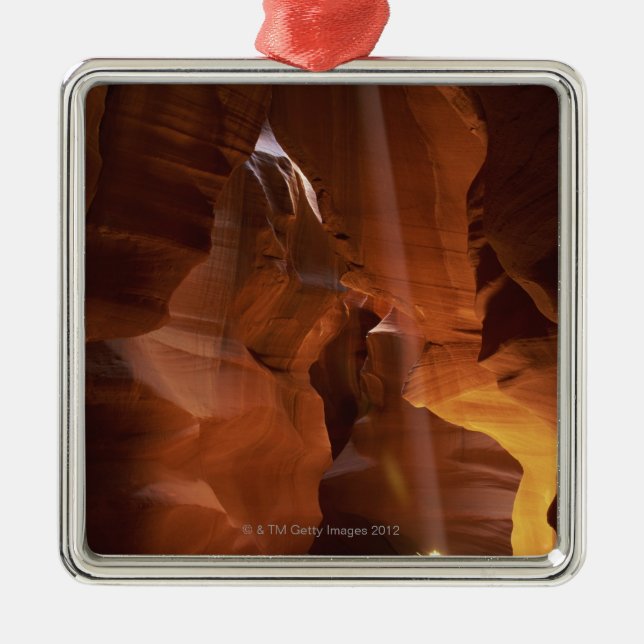 Sunbeam som slår tumbleweeden på kanjongolv julgransprydnad metall (Framsidan)