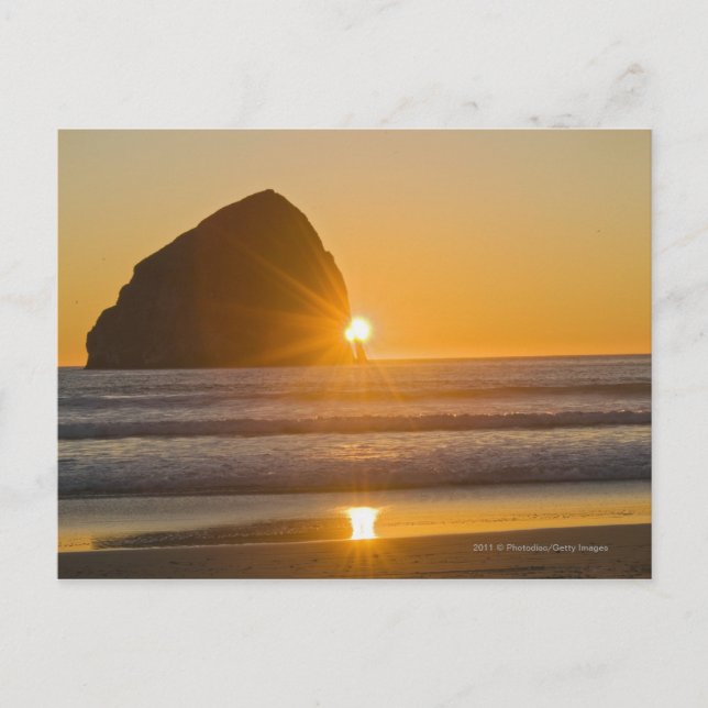 Sunburst and Haystack Sten vid Cape Kiwanda Vykort (Framsida)
