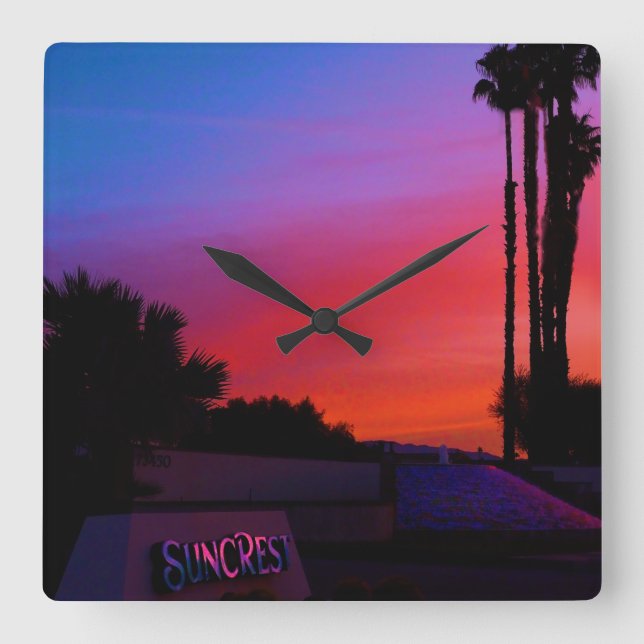 SUNCREST WALL CLOCK FYRKANTIG KLOCKA (Framsida)