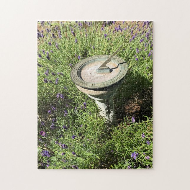 Sundial in Lavender Pussel (Vertikal)