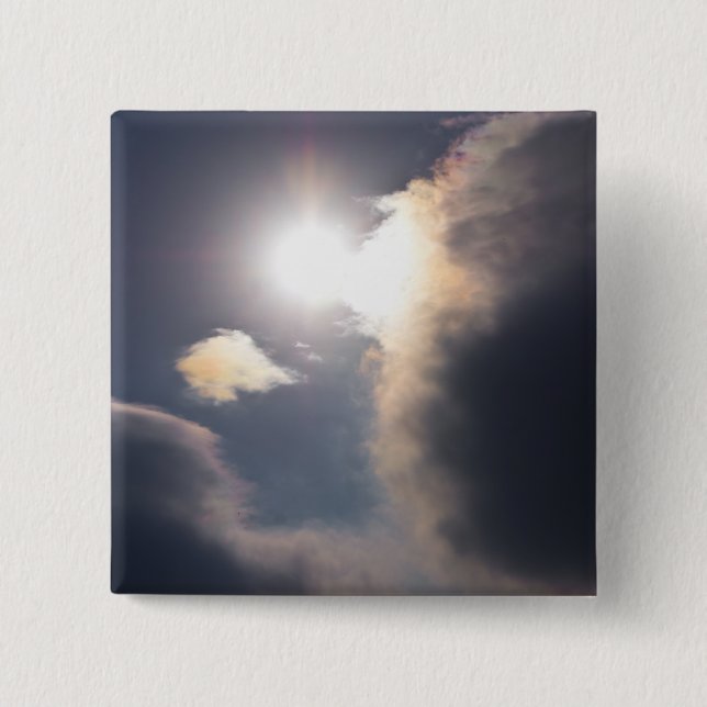 Sundog Rainbow Cloud Burst Apparel och presenter Knapp (Framsida)