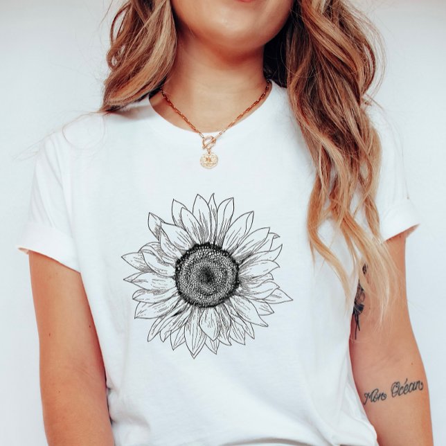 Sunflower Sketch; Botanical  Summer  T Shirt (Skapare uppladdad)