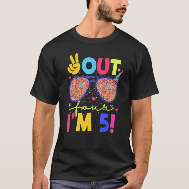 Sunglass Fredsutlopp 4: 5:e födelsedag 5 år T Shirt (Framsida)