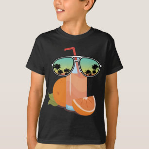 Sunglass vid utformning av Kärlek Ora T Shirt