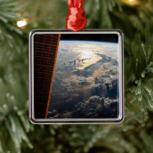 Sunglint Beams av Celebes Sea i Sydostasien Julgransprydnad Metall