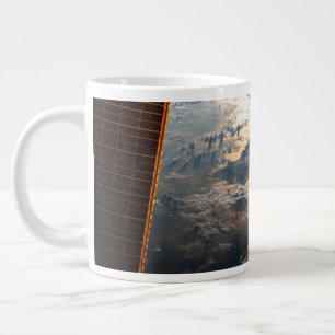 Sunglint Beams av Celebes Sea i Sydostasien Jumbo Mugg