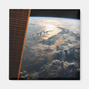 Sunglint Beams av Celebes Sea i Sydostasien Magnet