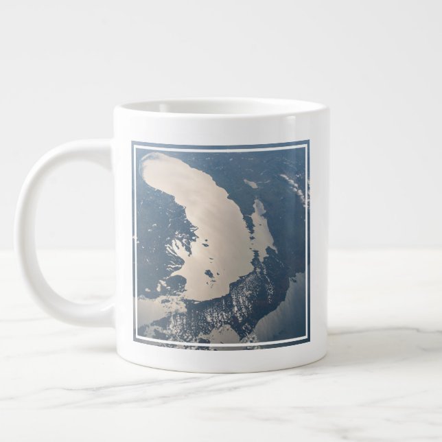 Sunglint Beams Off Sjö Michigan Jumbo Mugg (Vänster)