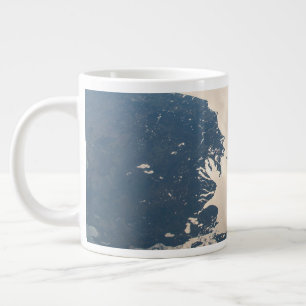 Sunglint Beams Off Sjö Michigan Jumbo Mugg