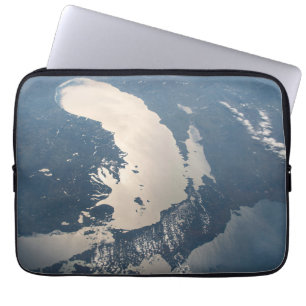 Sunglint Beams Off Sjö Michigan Laptop Fodral