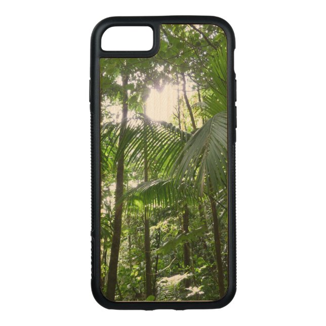 Sunlight through Rainforest Canopy Tropical Grönt Carved Wood iPhone Skal (Baksida)