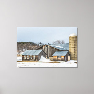 Sunlit Barns and Silos in Winter Canvastryck