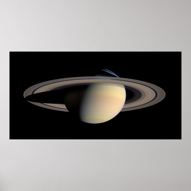 Sunlit Saturnus Gas Giant Planet av Cassini Poster (Framsidan)