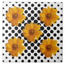 Sunny Gula blommor på Black and White Dot Tile