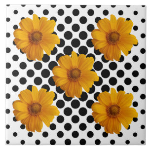 Sunny Gula blommor på Black and White Dot Tile Kakelplatta