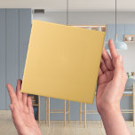 Sunny Soft Muted Gult Färg Tile Kakelplatta<br><div class="desc">Denna enkla, minimalistiska och moderna formgivning är en ren och solid färg-platta som kommer att följa med vilket program som helst. Du kan använda det som en väggplatta som en högdager eller hela vägg för ett ryggsplash i ditt kök eller badrum eller i lera eller för att byta ut vintage...</div>
