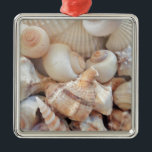 Sunny Summer Seashells, Snäckor Beach Kärlek Julgransprydnad Metall<br><div class="desc">Sunny Summer Seashells,  Snäckor Beach Kärlek</div>