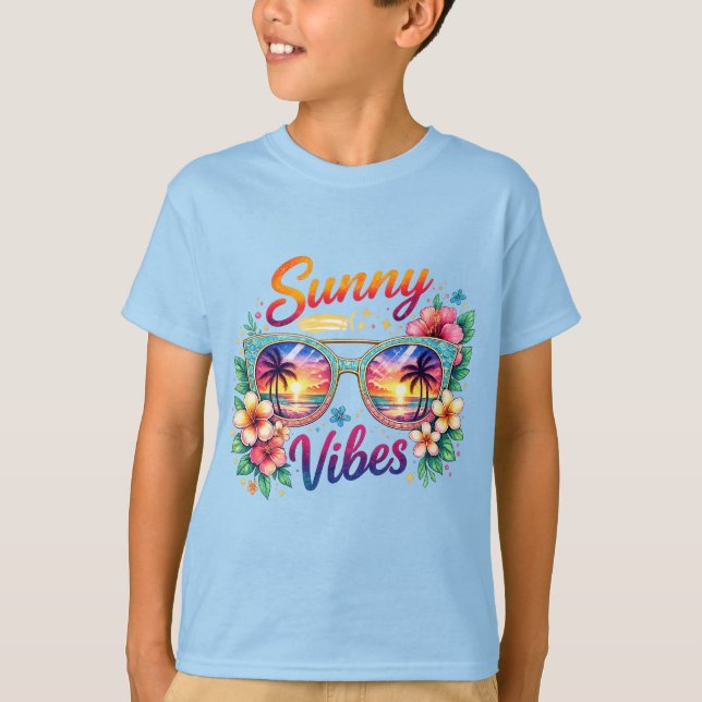 Sunny Vibes Tropical Sunset Sunglasses Kids Basic T Shirt (Framsida)