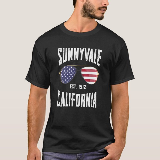 Sunnyvale T Shirt (Framsida)