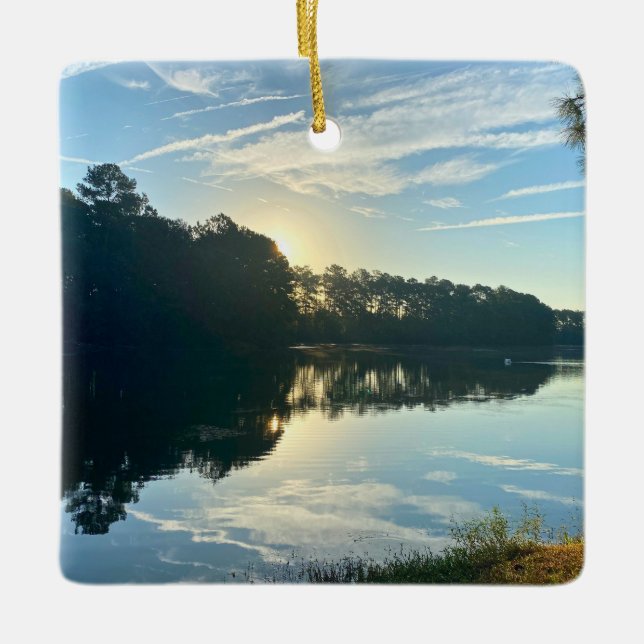 Sunrise Over A Georgia Lake Julgransprydnad Keramik (Framsida)