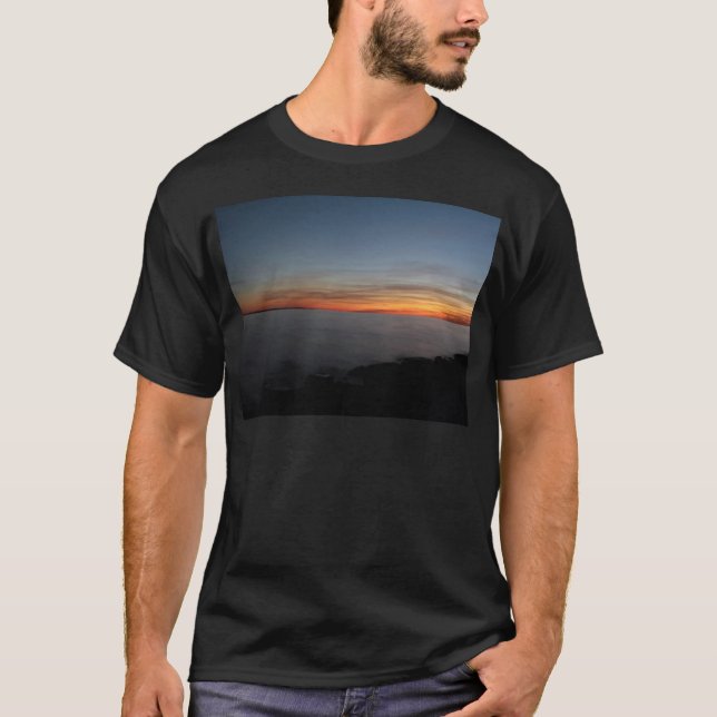sunset by sjö, Kingston, Ontario, Kanada Tee (Framsida)