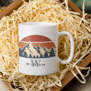 Sunset Forest Teckning BeSnyval Monogram Hiker Kaffemugg