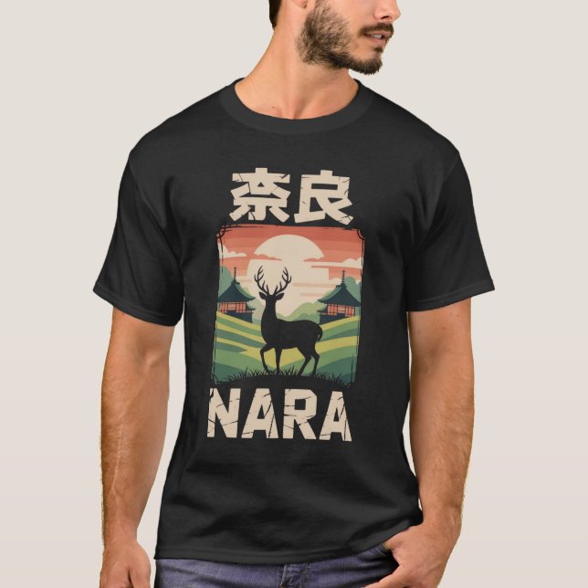 Sunset Hjort of Nara T Shirt (Framsida)