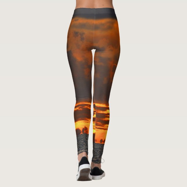 SUNSET ILLUSION LEGGINGS (Baksida)