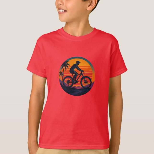 Sunset Mountain Biker Retro Äventyr Art T Shirt (Framsida)