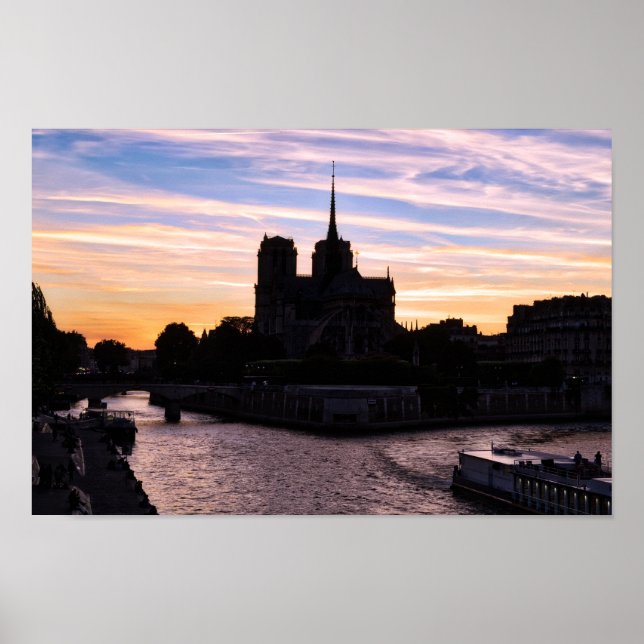 Sunset on Notre Dame de Paris - Paris, Frankrike Poster (Framsidan)