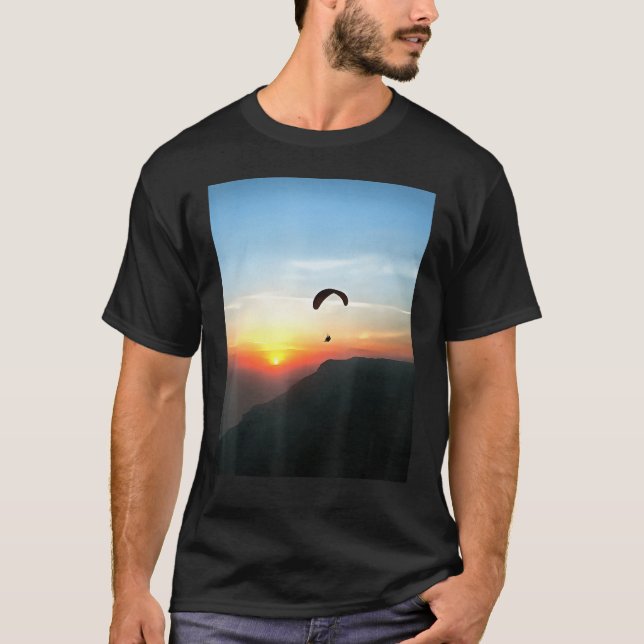 Sunset Paraglide Wanderlust Extreme Sport 1 T Shirt (Framsida)