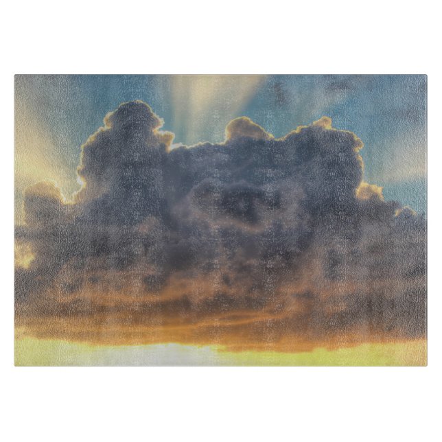 Sunset Rays of Light through Stormy Clouds (Framsidan)