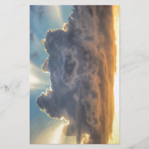 Sunset Rays of Light through Stormy Clouds Brevpapper