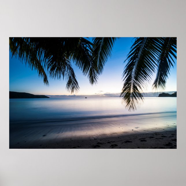 Sunset Tropical Sjölandskap, Fiji Poster (Framsidan)