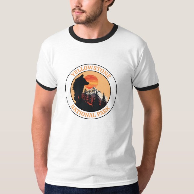 Sunset Varg Art, Yellowstone National Park, Circle T Shirt (Framsida)