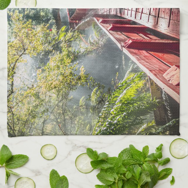 Sunshine in the Termas Geometricas, Conaripe, Chil Kökshandduk (Vikta)