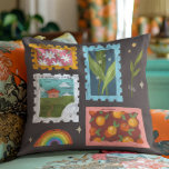 Sunshine Meadows | Snyggt Family Namn Monogram Kudde<br><div class="desc">Lägg till lite charm och personlighet till din hemmaplan med Sunshine Meadows Dekorativ kudde. Den här kudden har en vacker blandning av visuella bilder av frimärke - från ömtåliga vilda blommor och lush grey till livfulla orangar och regnbågar - och ger en känsla av värme och nostalgi i alla utrymmen....</div>