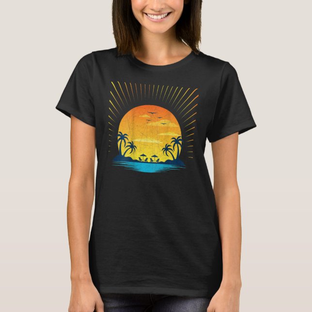 Sunshine Summer Vibes Palm Tree On Back Beach Retr T Shirt (Framsida)