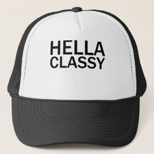 SUPER STILIGT Roligt Ohyfsat T-Shirt med Versaler Keps
